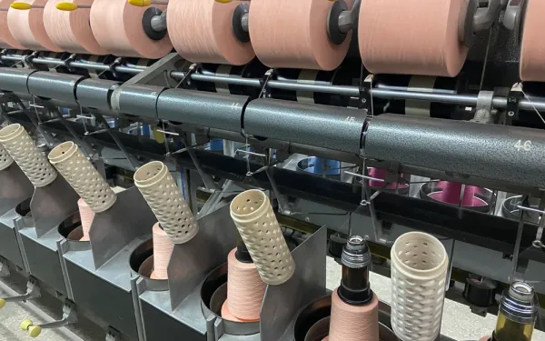 Yarn twisting & rewinding